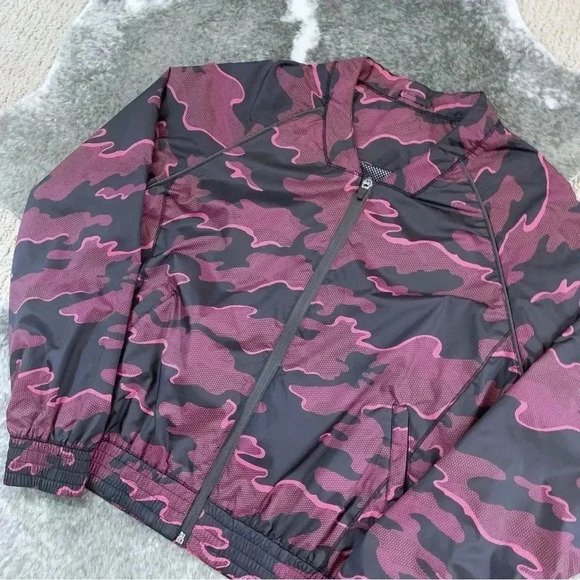 Ivy Park Camo Windbreaker Jacket - Picture 5 of 13
